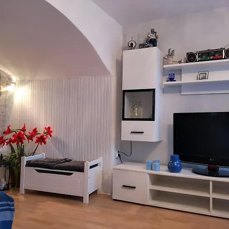 Katica * Bribir (Primorje-Gorski Kotar)